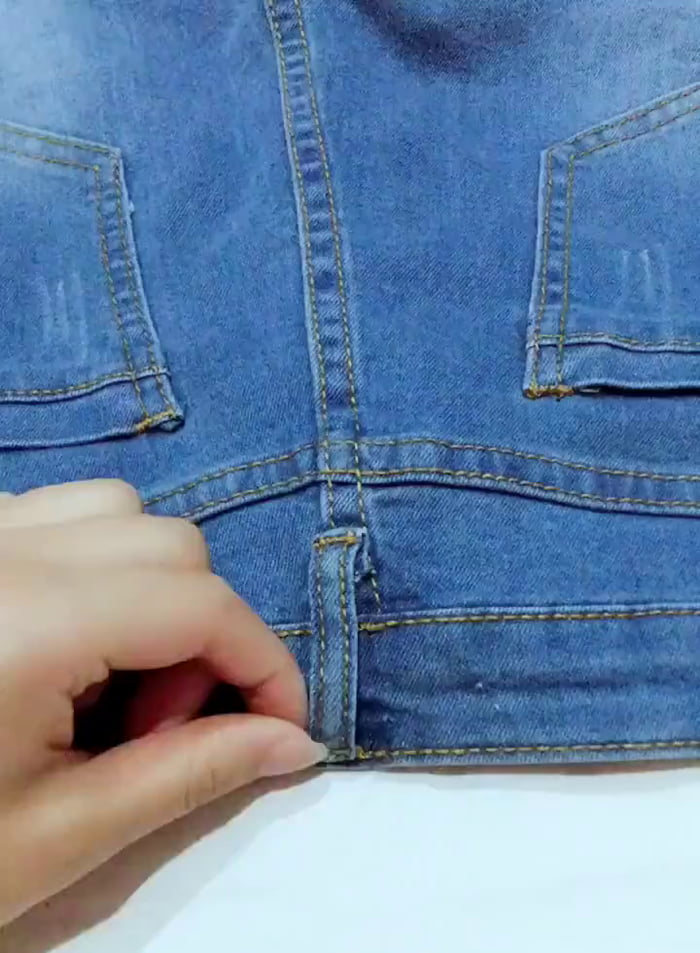 Как ушить джинсы в талии в домашних условиях