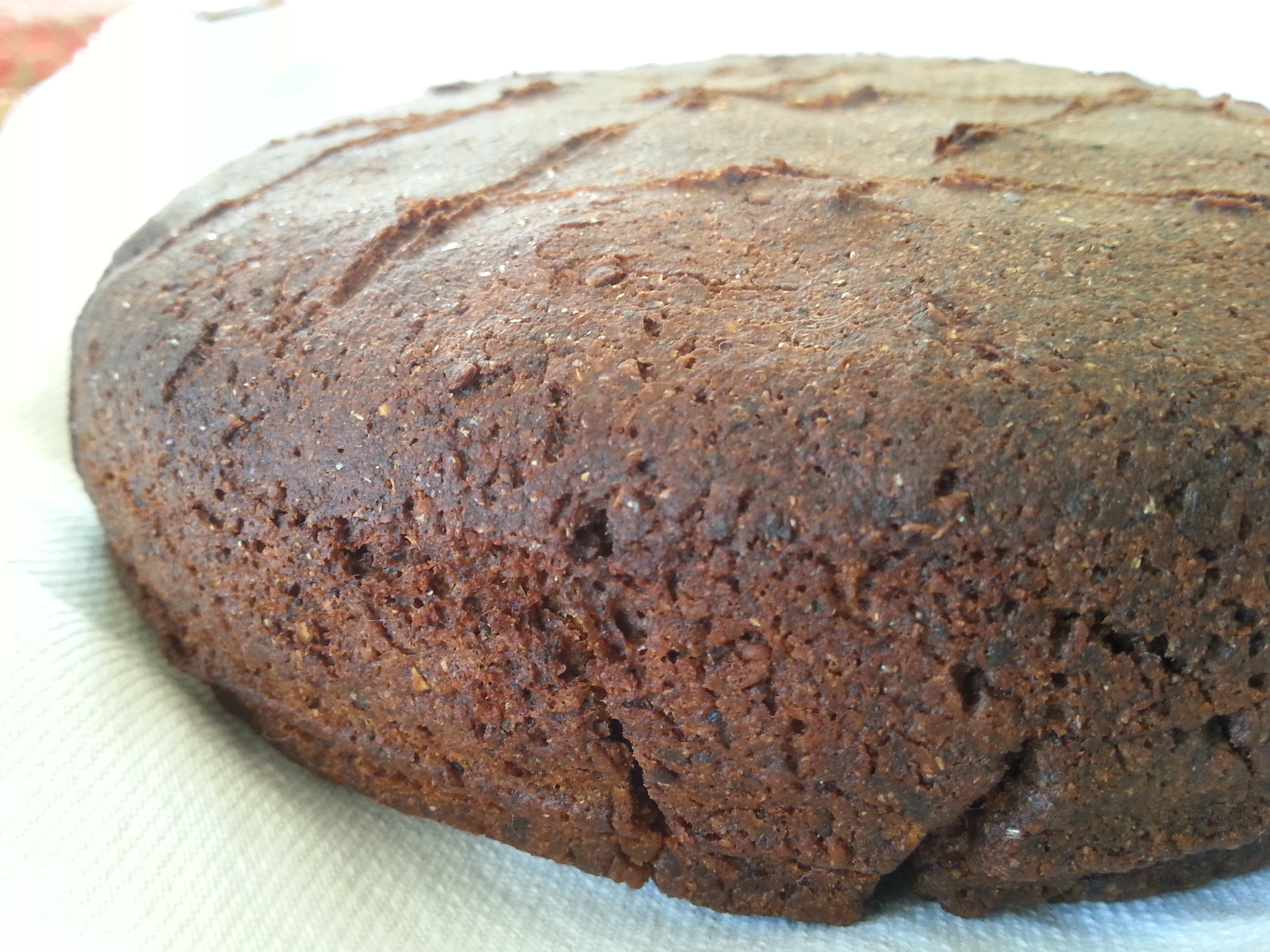 Черный хлеб простейшие рецепты. Ржаной хлеб. Домашний хлеб. Хлеб ржаной в духовке. Домашний хлеб в духовке.